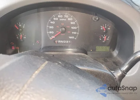 2005 Ford F-150 Stx/Xl/Xlt from USA, damaged, VIN 1FTRX14W05NA18967